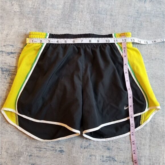 Womens Nike Dri Fit Tempo Running Shorts Black Yellow Green Size XS - Picture 5 of 5